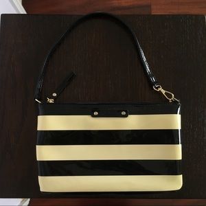 Kate Spade Black and Off White Wristlet